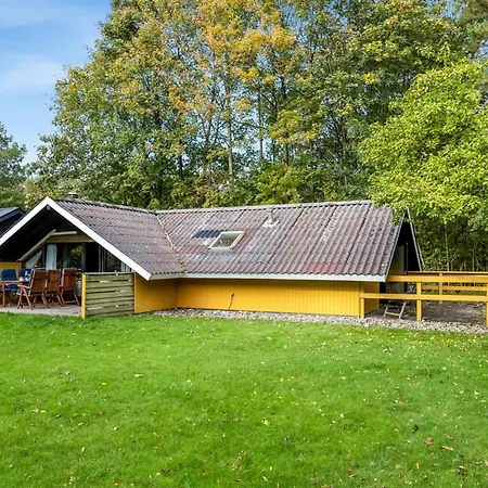 Semesterbostad Amila - 30km From The Sea By Interhome